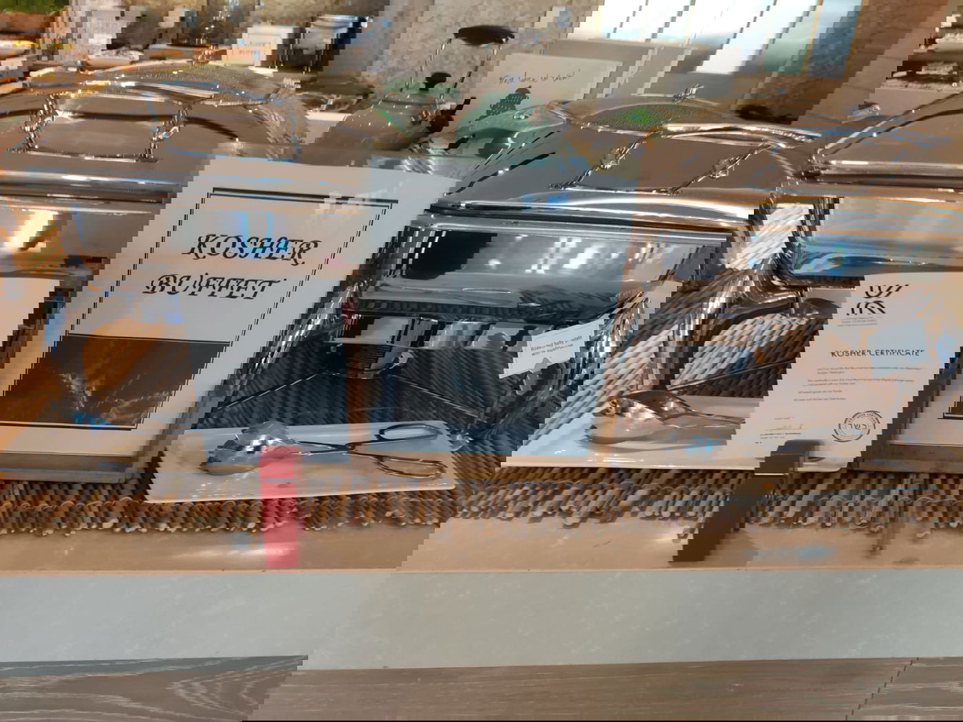 בדיקה מיוחדת: האוכל הכשר של אבו דאבי • צפו