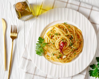 טעימה אש: פסטה אליו אוליו עם שמן זית וצ'ילי