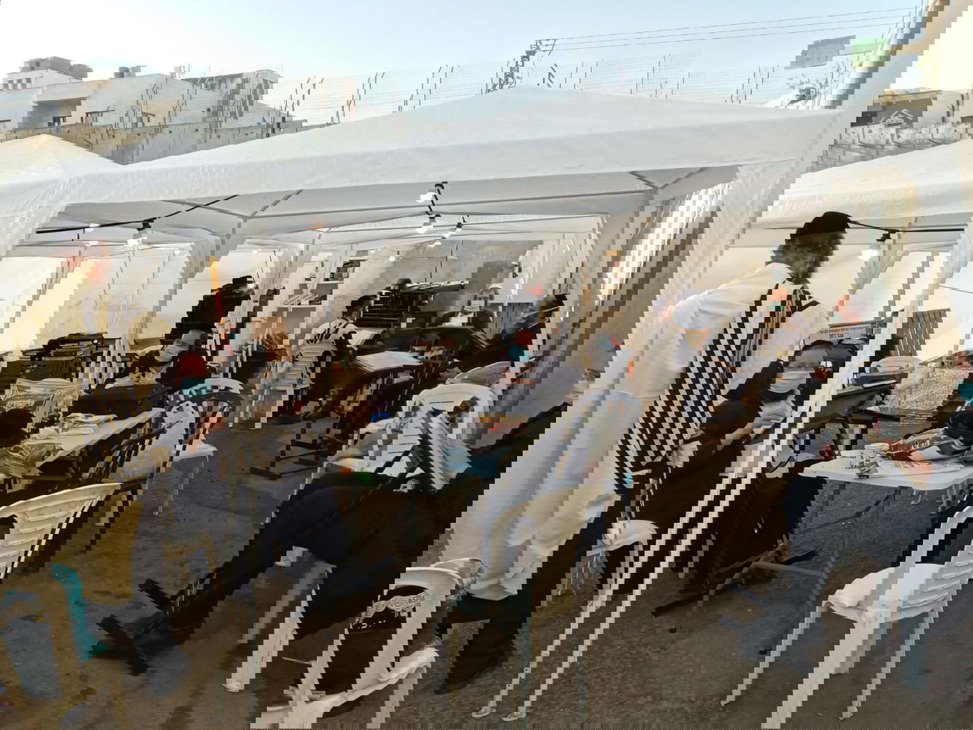 הבוקר, בקבר רחל