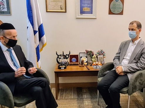 רועי אסף ואורי מקלב, השבוע