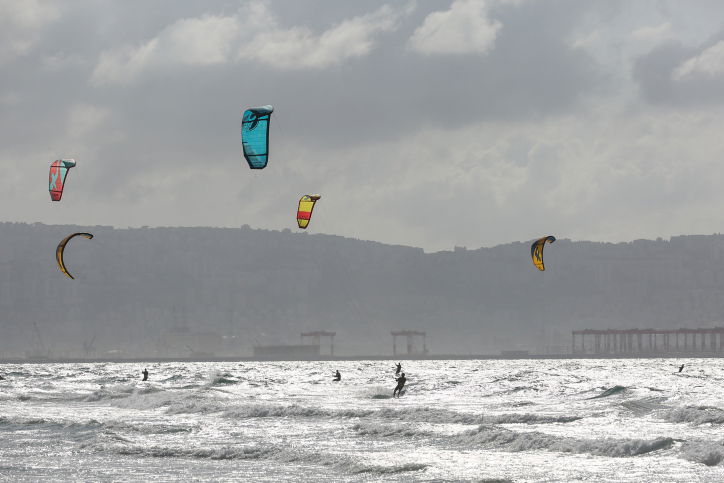גולשים בקרית ים
