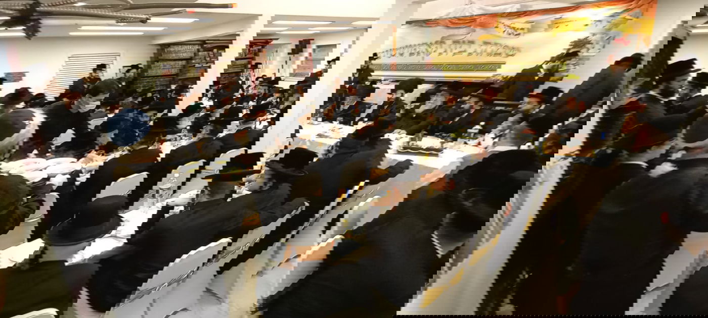 שמחת בר מצווה לנכד האדמו"ר מקאפיטשניץ