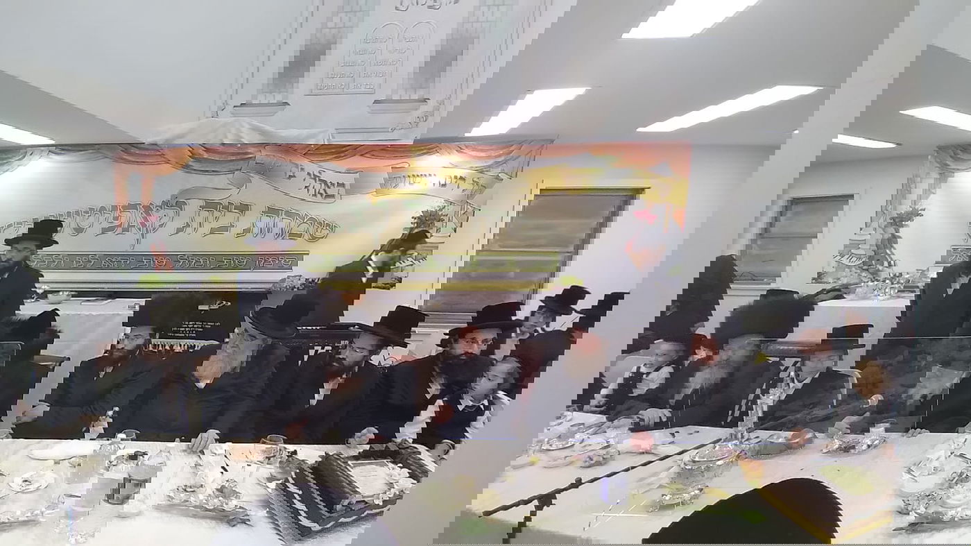 שמחת בר מצווה לנכד האדמו"ר מקאפיטשניץ