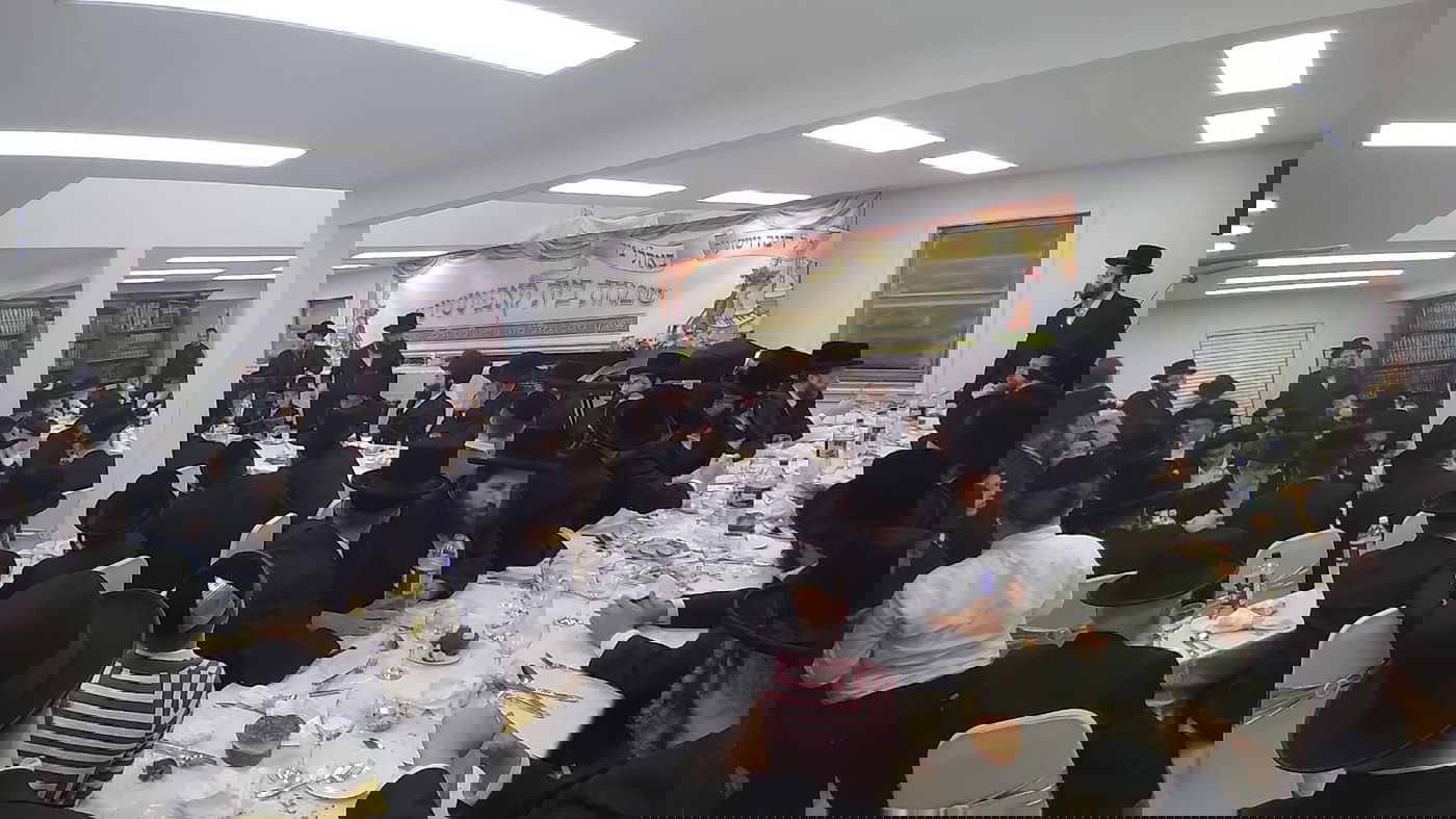 שמחת בר מצווה לנכד האדמו"ר מקאפיטשניץ