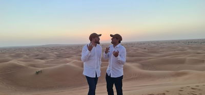 חיים ישראל ושוקי סלומון בצילומי קליפ בדובאי. צפו