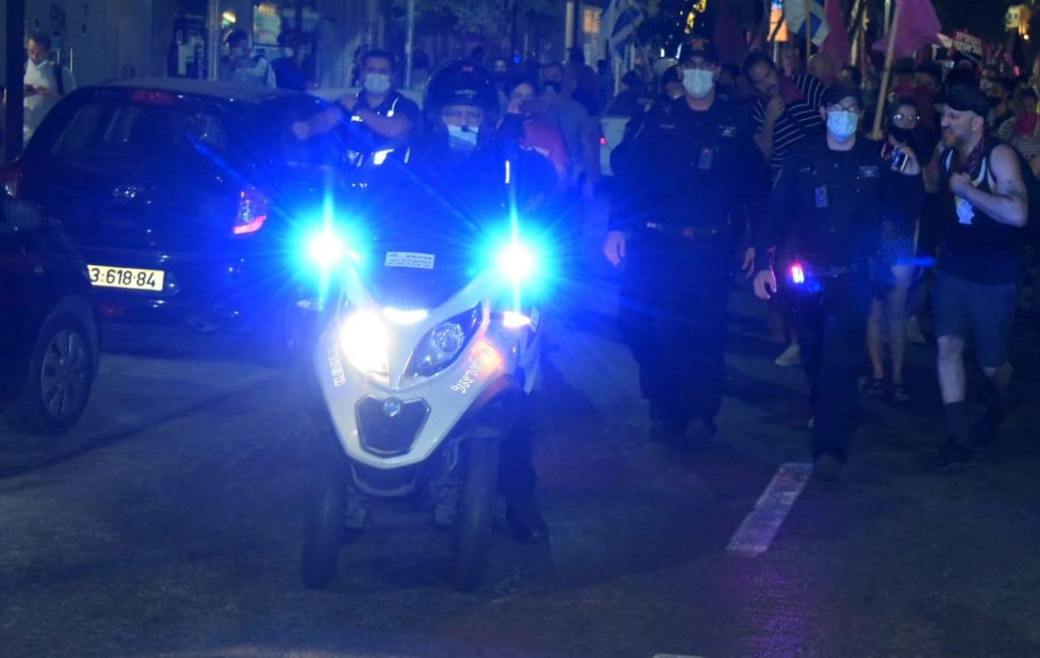 אחת מצעדות המחאה, הערב