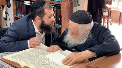 יענקי עם הסבא הגדול