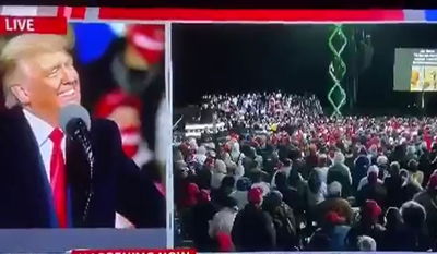 טראמפ הקרין את ביידן מגמגם ופרץ בצחוק