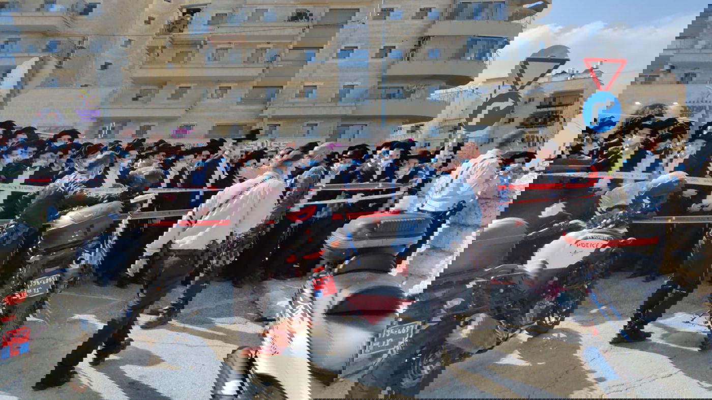 תיעוד נרחב: הלוויתו של ה'פוסק' האמריקני, בישראל