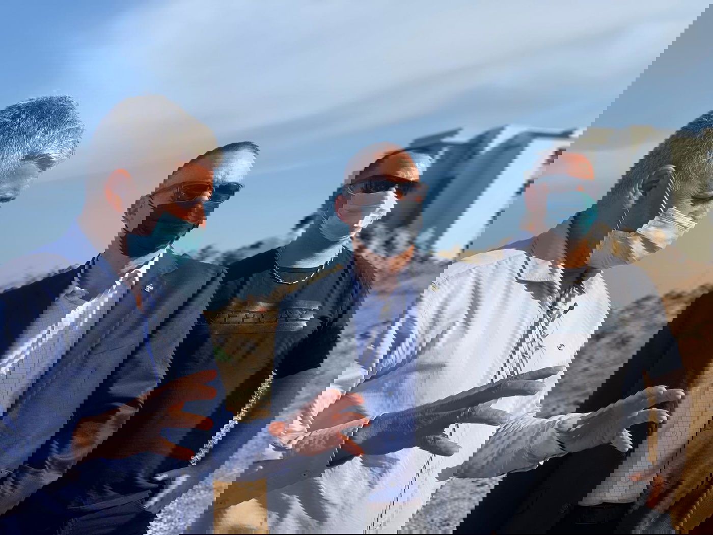 שר המדע ירד לשטח והצדיע לחסידי גור