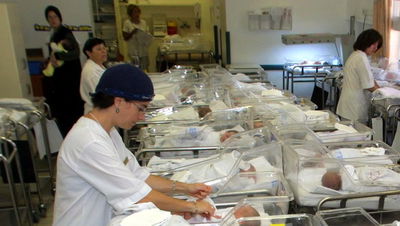 תינוקות ואימותיהם, במחלקה