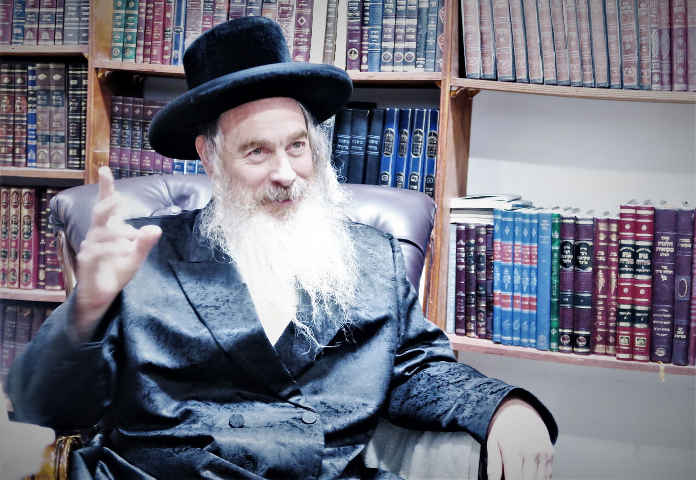 האדמו''ר מפיטסבורג בביקור אצל האדמו''ר מהאורנסטייפל