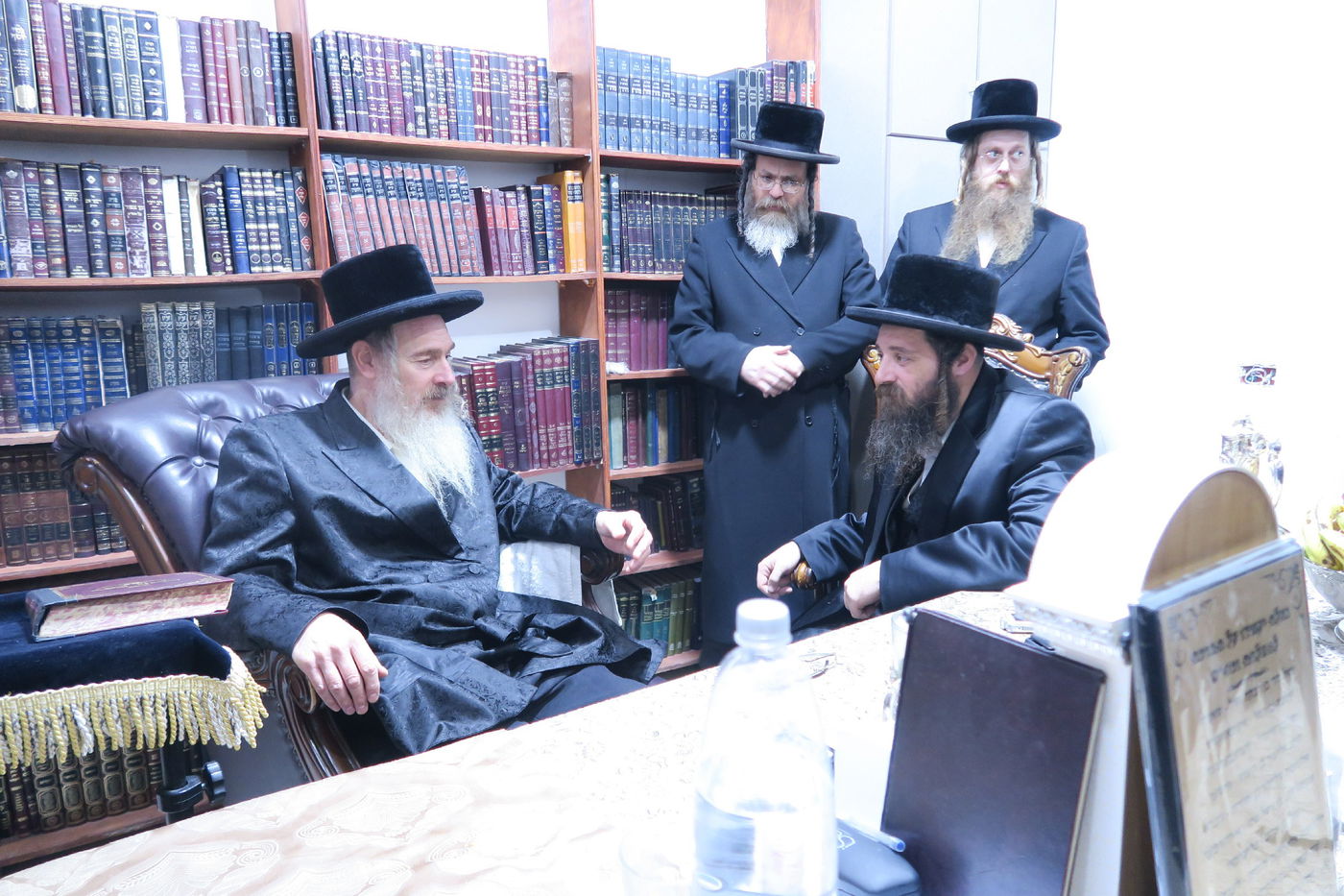 האדמו''ר מפיטסבורג בביקור אצל האדמו''ר מהאורנסטייפל