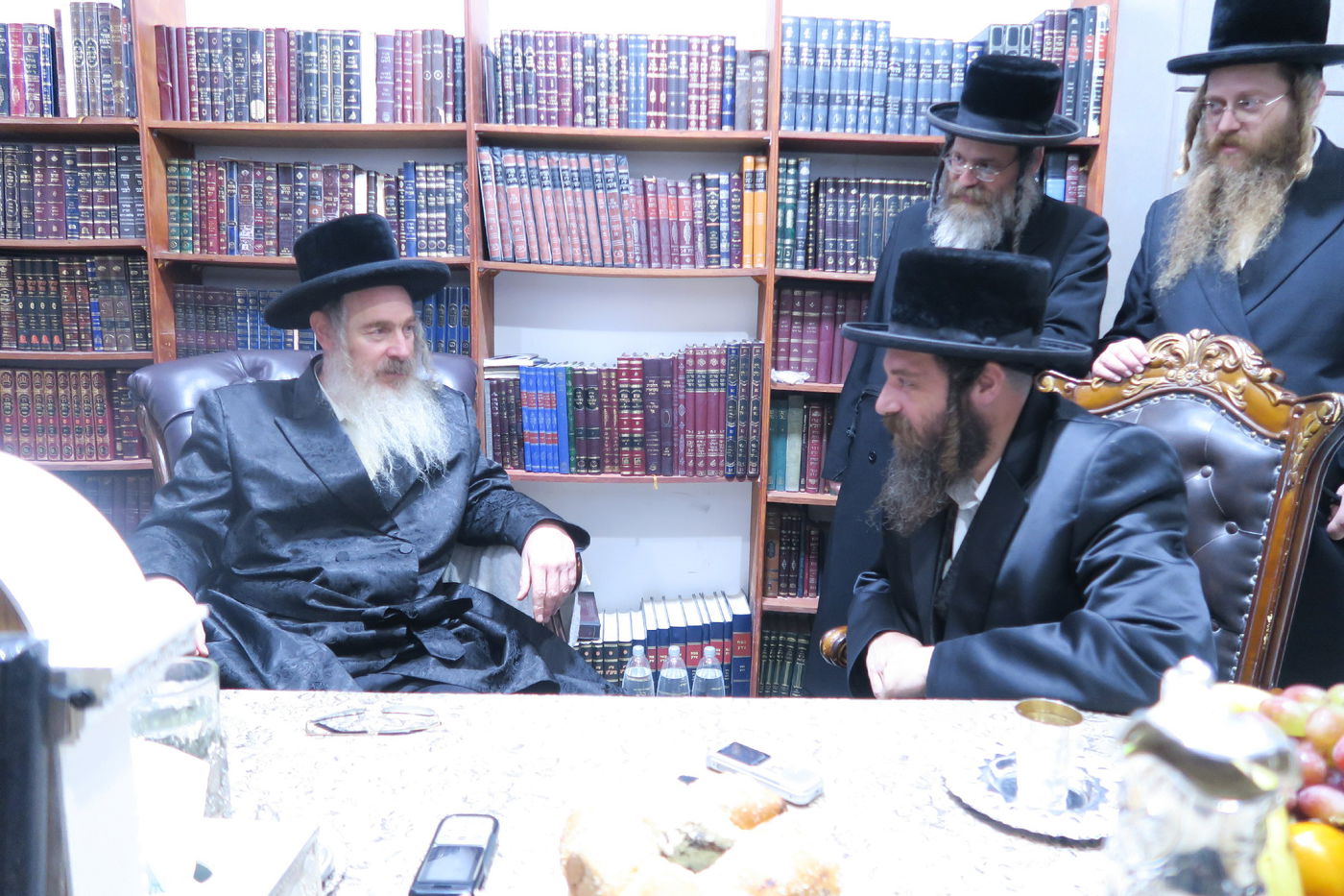 האדמו''ר מפיטסבורג בביקור אצל האדמו''ר מהאורנסטייפל