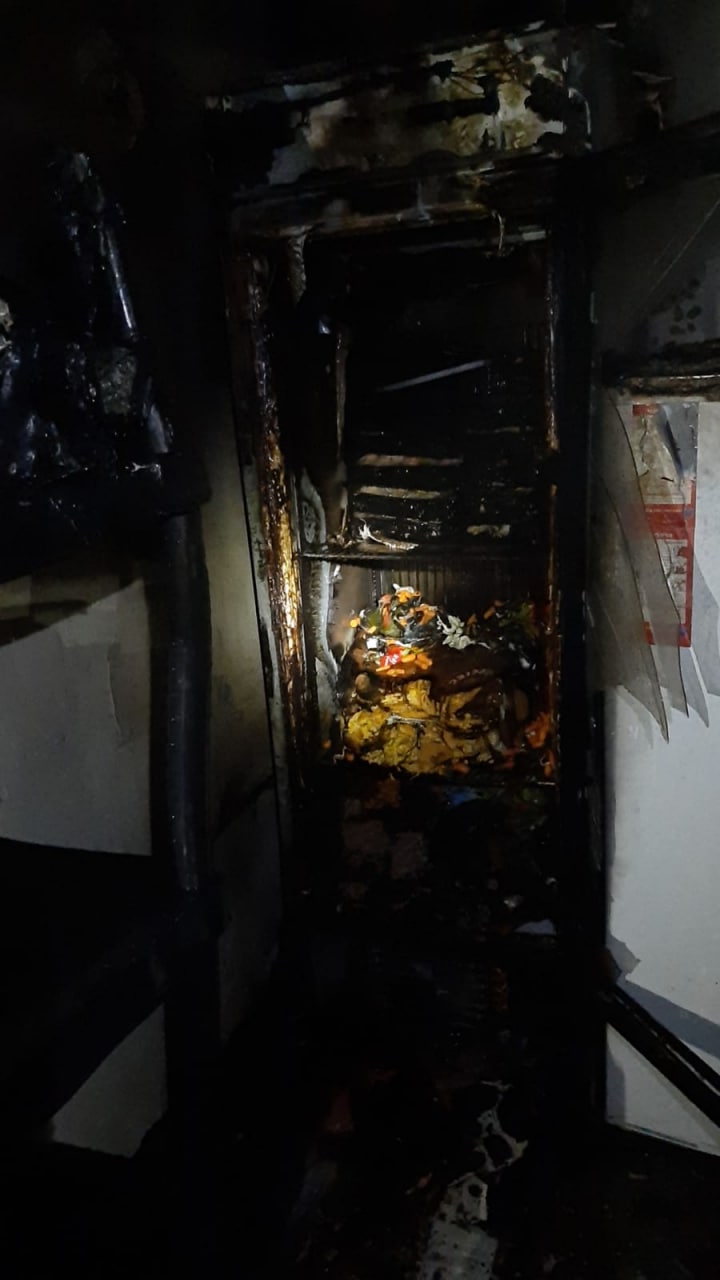 בישיבה בחיפה: מקרר עלה באש וגרם נזק