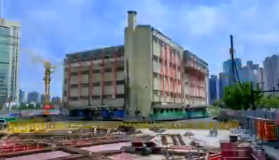 צפו: הבניין הישן "הולך" לו למיקום החלופי