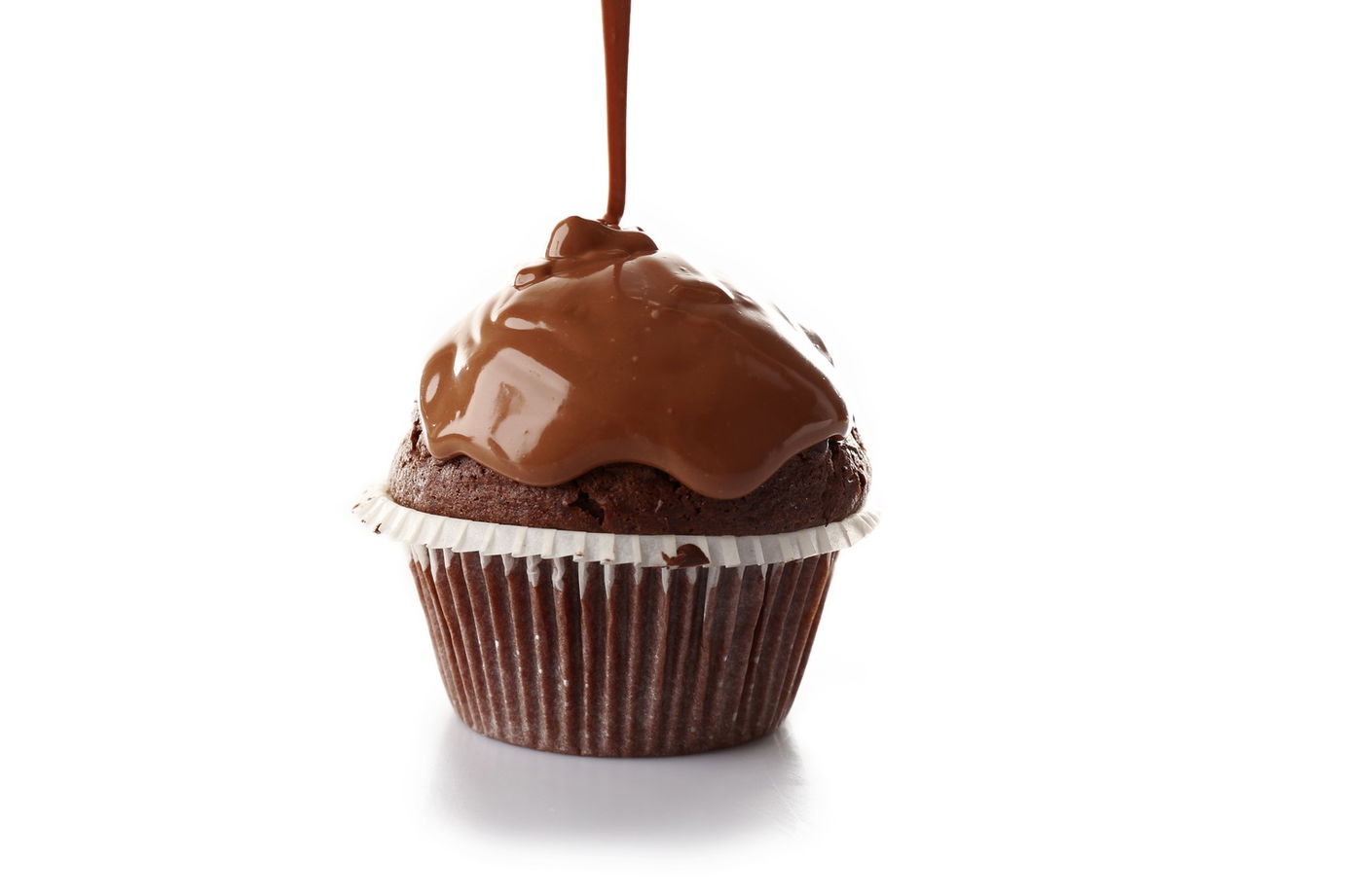 קאפקייקס שוקולד עם ציפוי שוקולד פרווה
