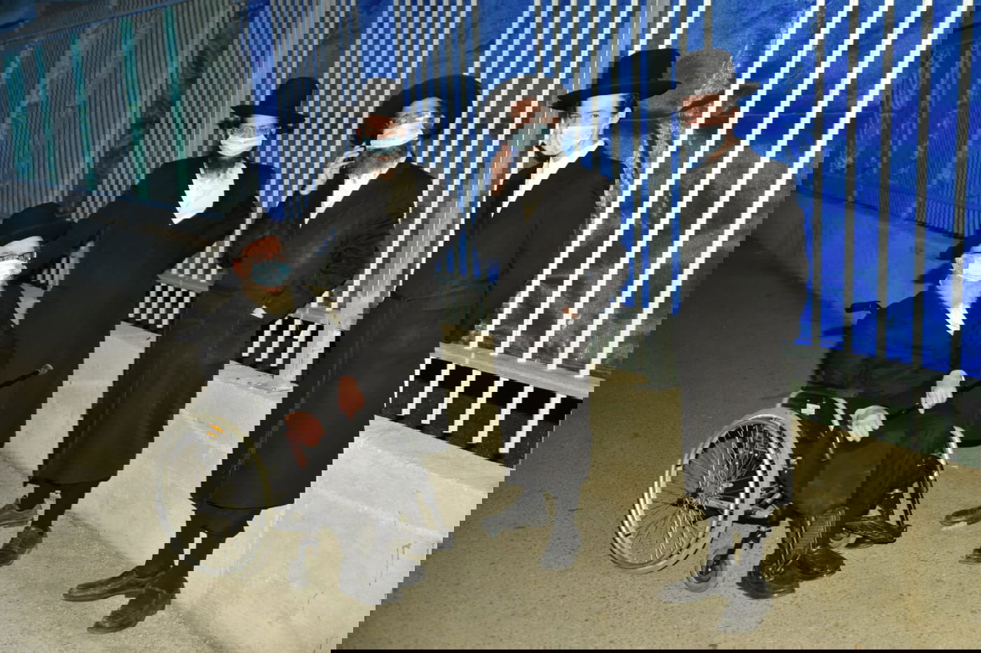 חסידי גור הפגינו: "משמיצים את צדיק הדור"