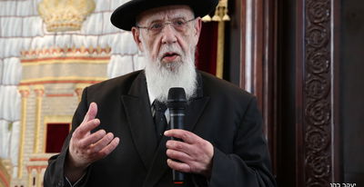 'למה ספרדיות מתחננות למוסדות אשכנזים, שיהיו שוליים?'