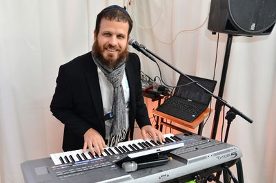 ארהל'ה ליפסקר במחרוזת "ריקוד השלוחים"