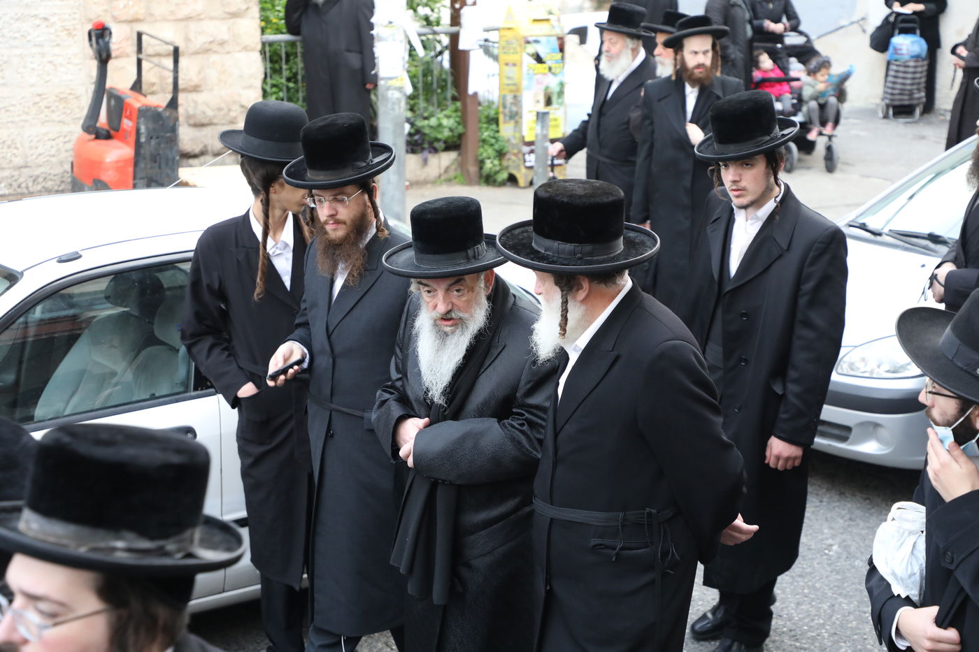 ירושלים ליוותה למנוחות את הרבנית הלברשטאם ע"ה