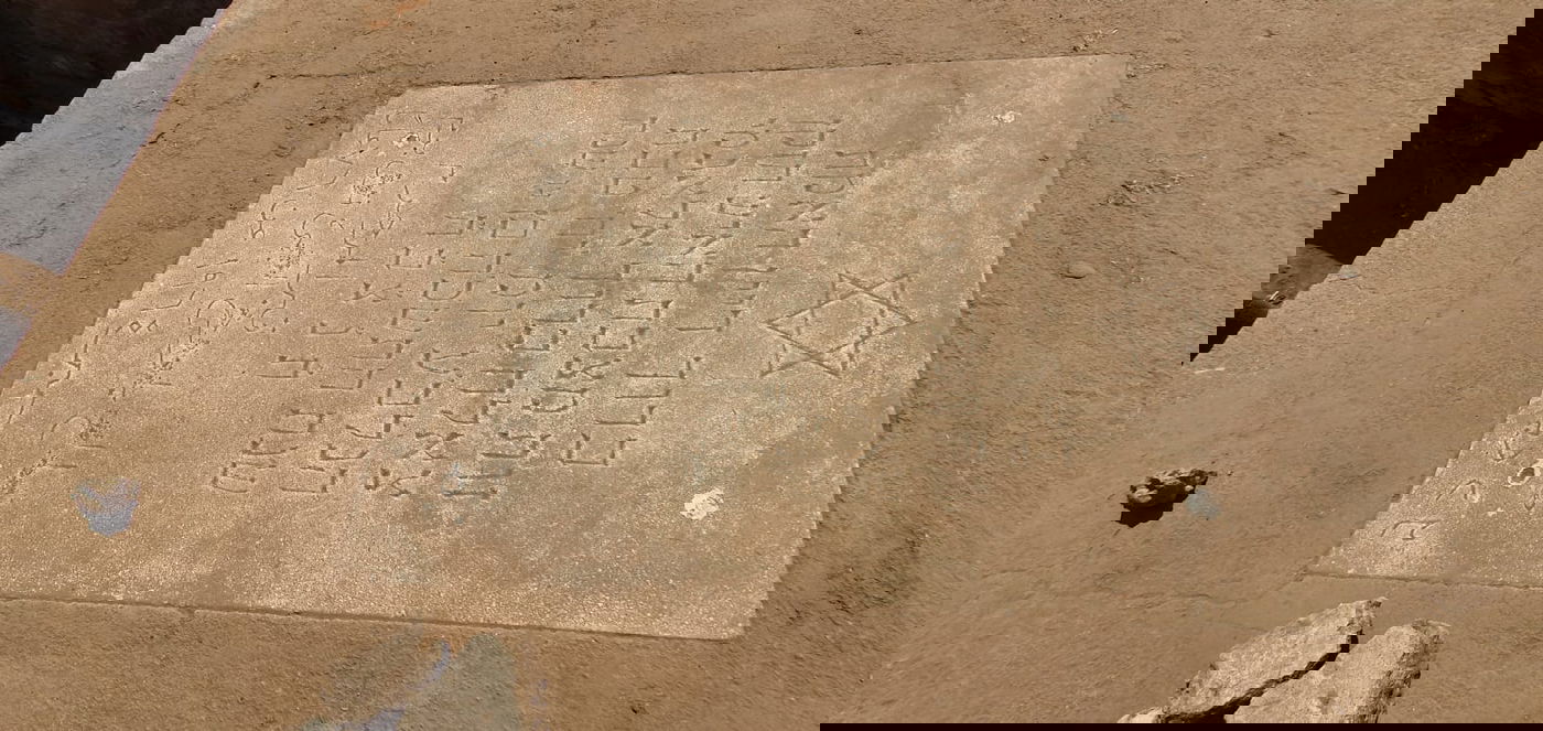 התייר החרדי הגיע לבית העלמין בסודאן • צפו