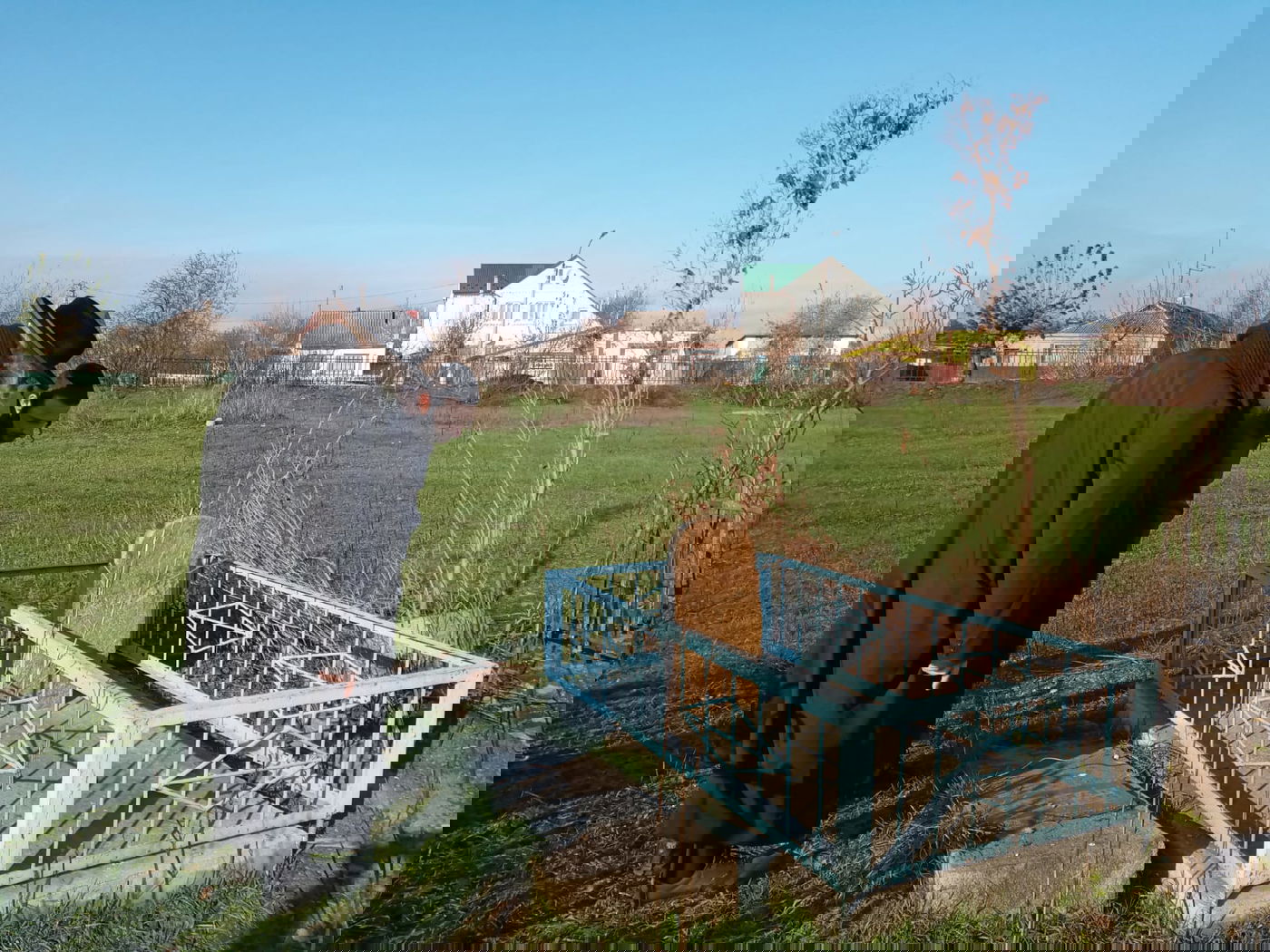 אומן: גויים הרסו את בית העלמין וכעת דורשים כסף על המקום