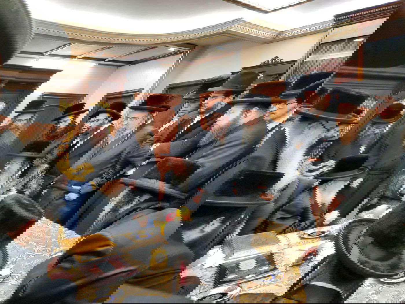 האדמו"ר מביאלה ב"ב ביקר בבתיהם של האדמו"רים בארה"ב