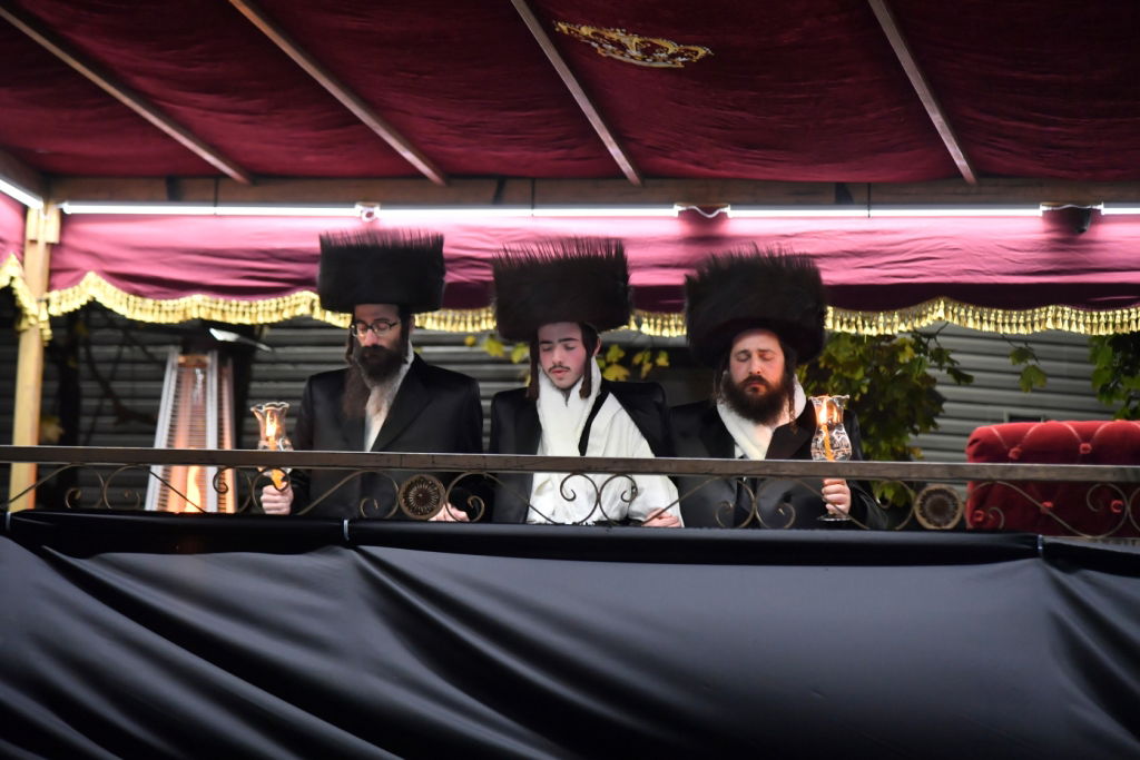 שמחת בית סערט ויז'ניץ - ויז'ניץ - זוועהיל מאנסי; תיעוד ענק