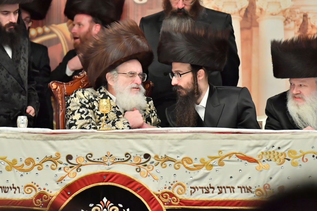 שמחת בית סערט ויז'ניץ - ויז'ניץ - זוועהיל מאנסי; תיעוד ענק