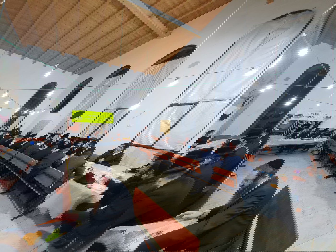 חסידי לעלוב בצפת סיימו את מסכת עירובין