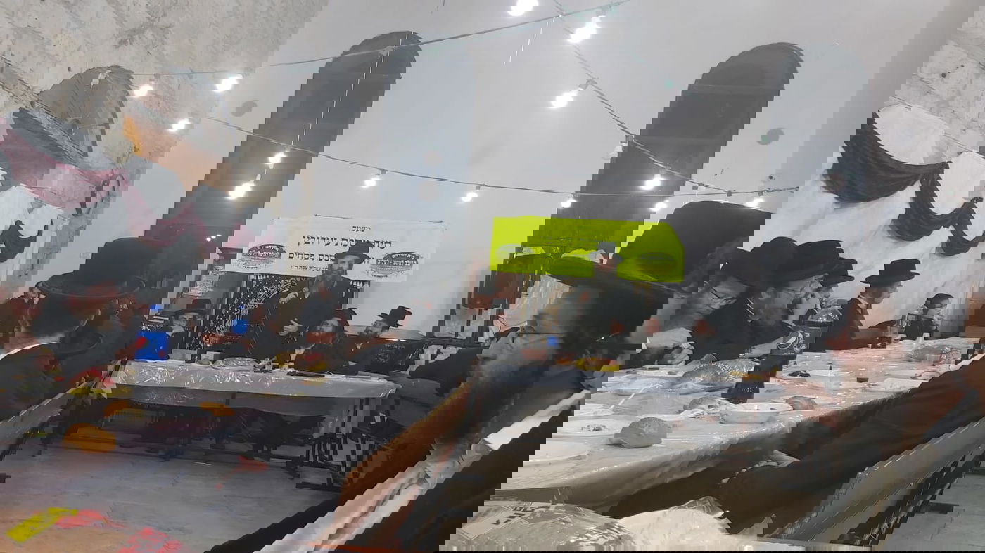 חסידי לעלוב בצפת סיימו את מסכת עירובין