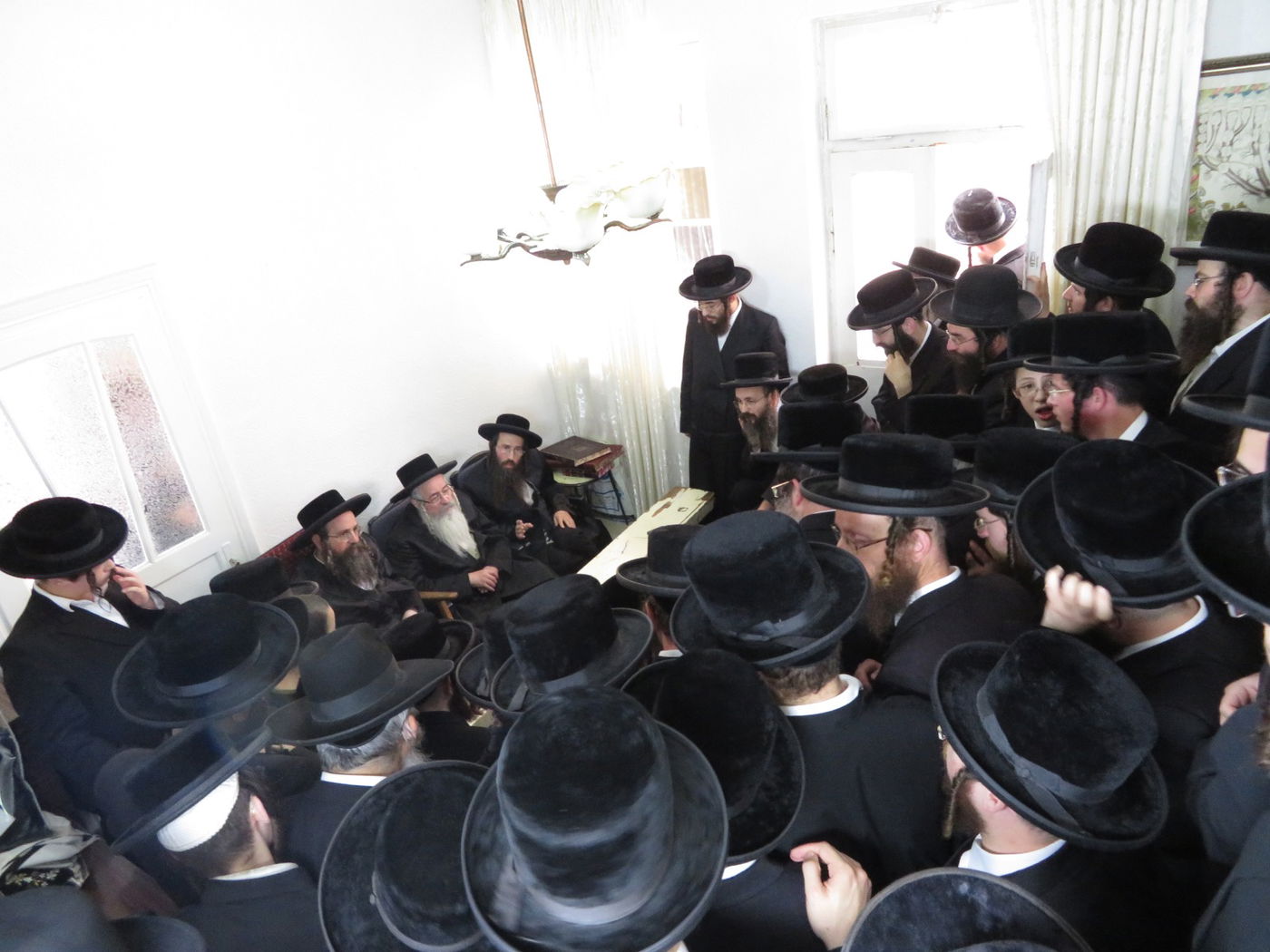 הרבי מצאנז ניחם את משפחת הלברשטאם