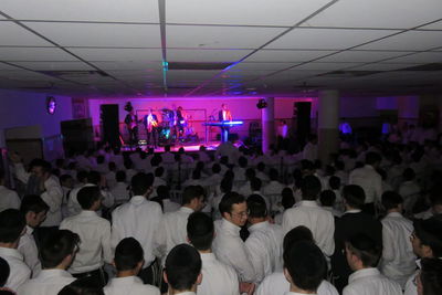 אריק דביר והבחורים