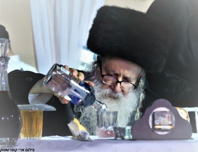 03:00 בלילה: באמשינוב הכניסו ספר תורה