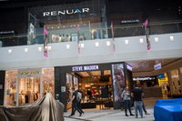 הסתובב בערב שבת בקניון הסמוך לאזור החרדי ו"אסף" אייפונים