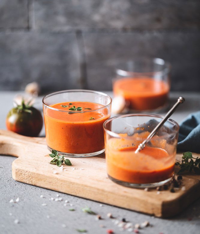 מרק עגבניות קר