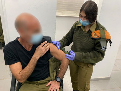 נערכים לטיסה