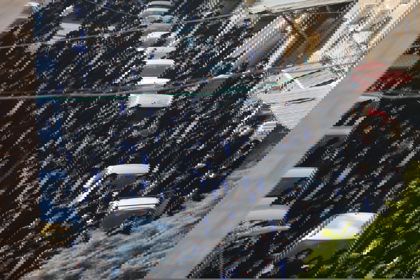 "ספר מוסר מהלך; הייתה לו הארת פנים מיוחדת לכל אחד"