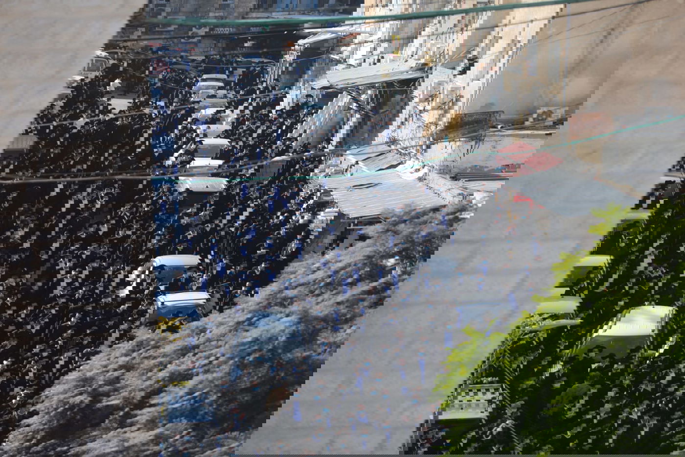 "ספר מוסר מהלך; הייתה לו הארת פנים מיוחדת לכל אחד"