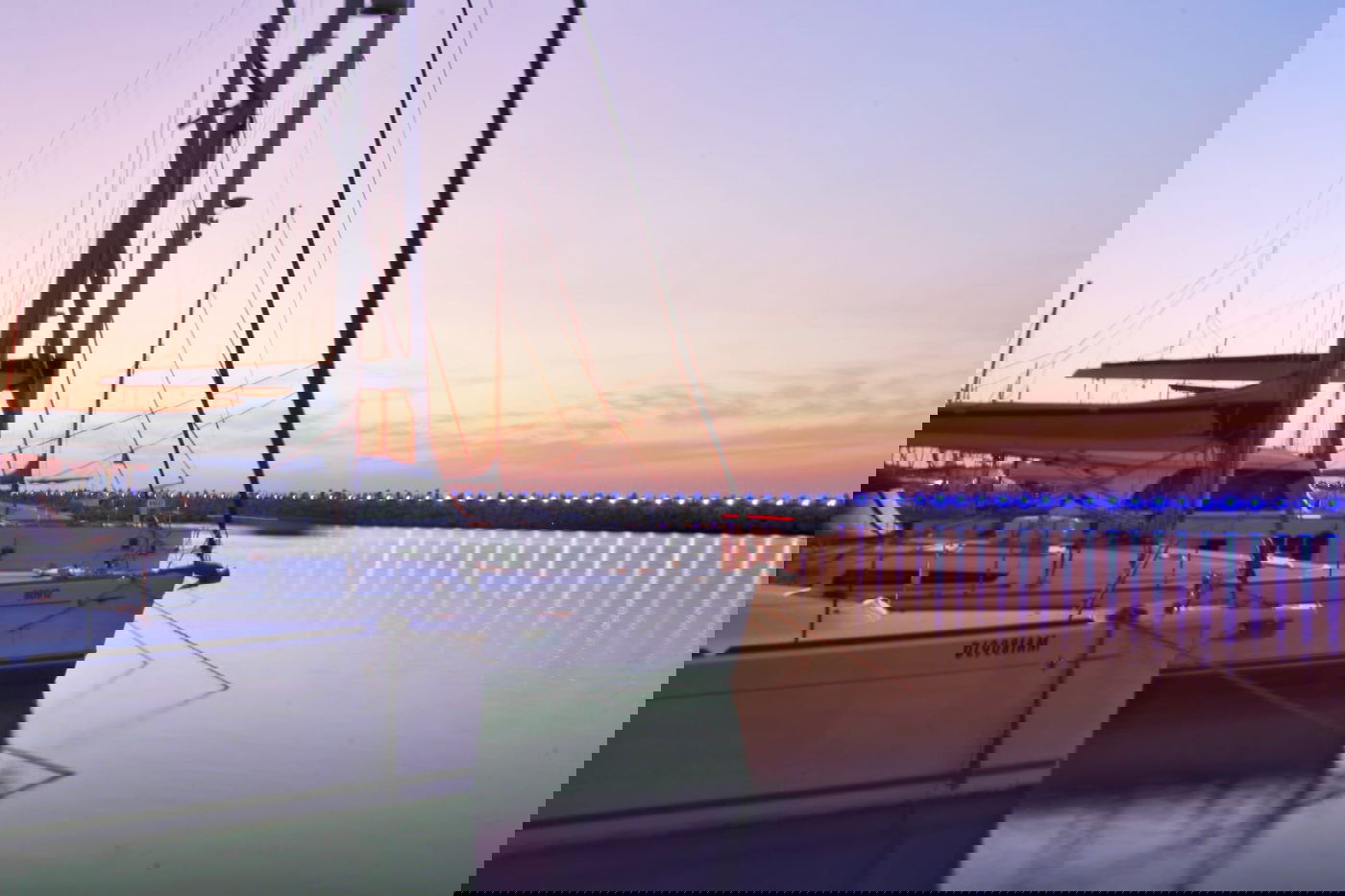 המעגן והספינות: סיור מצולם במרינה הרצליה