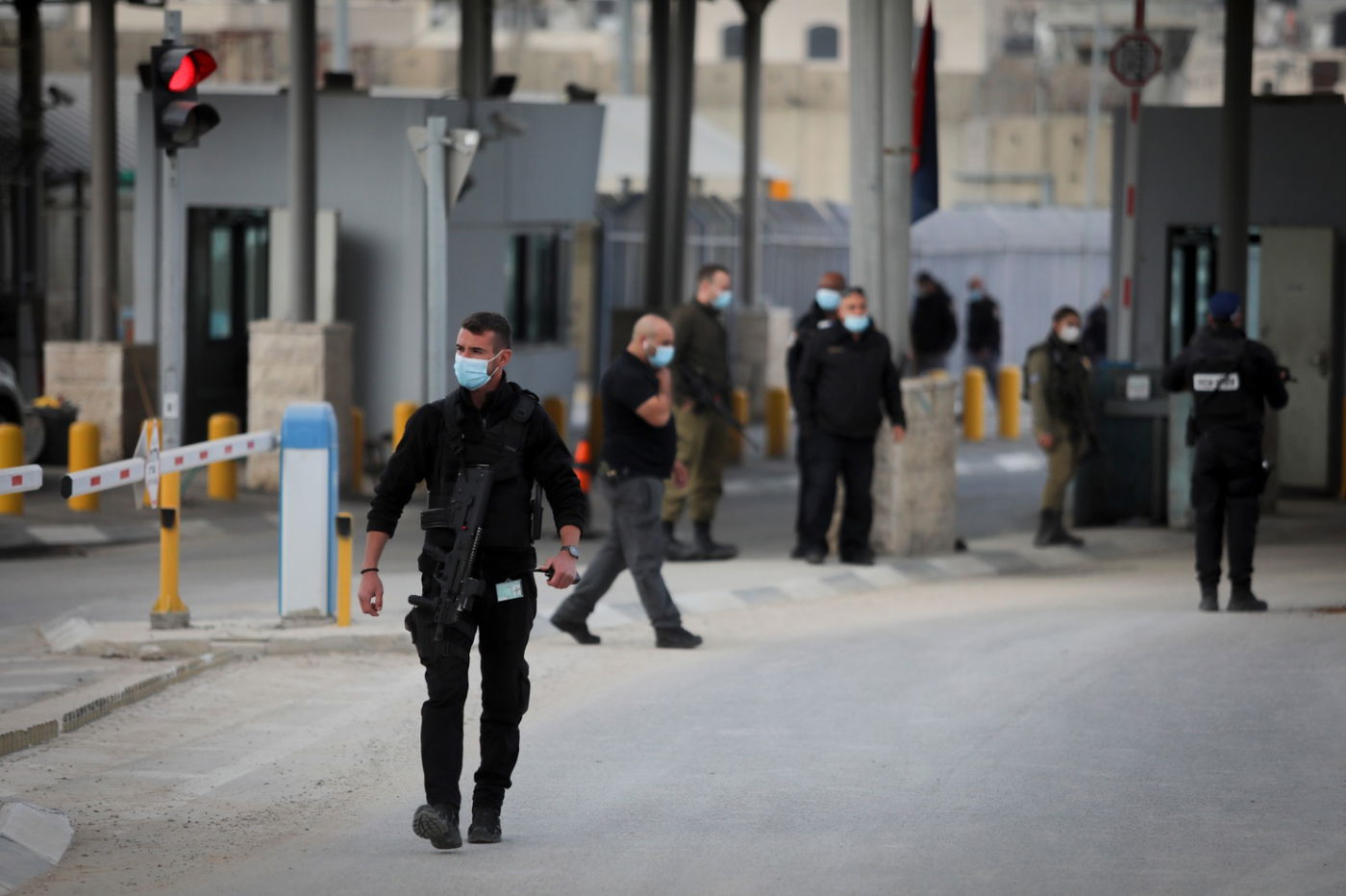 אחרי ההתפרעויות וניסיון הפיגוע: תיעוד ממחסום קלנדיה