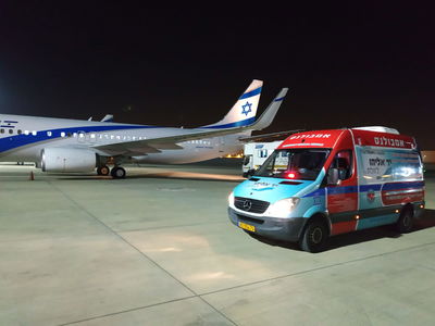 טיסת החילוץ כללה רופא מומחה ושני פרמדיקים