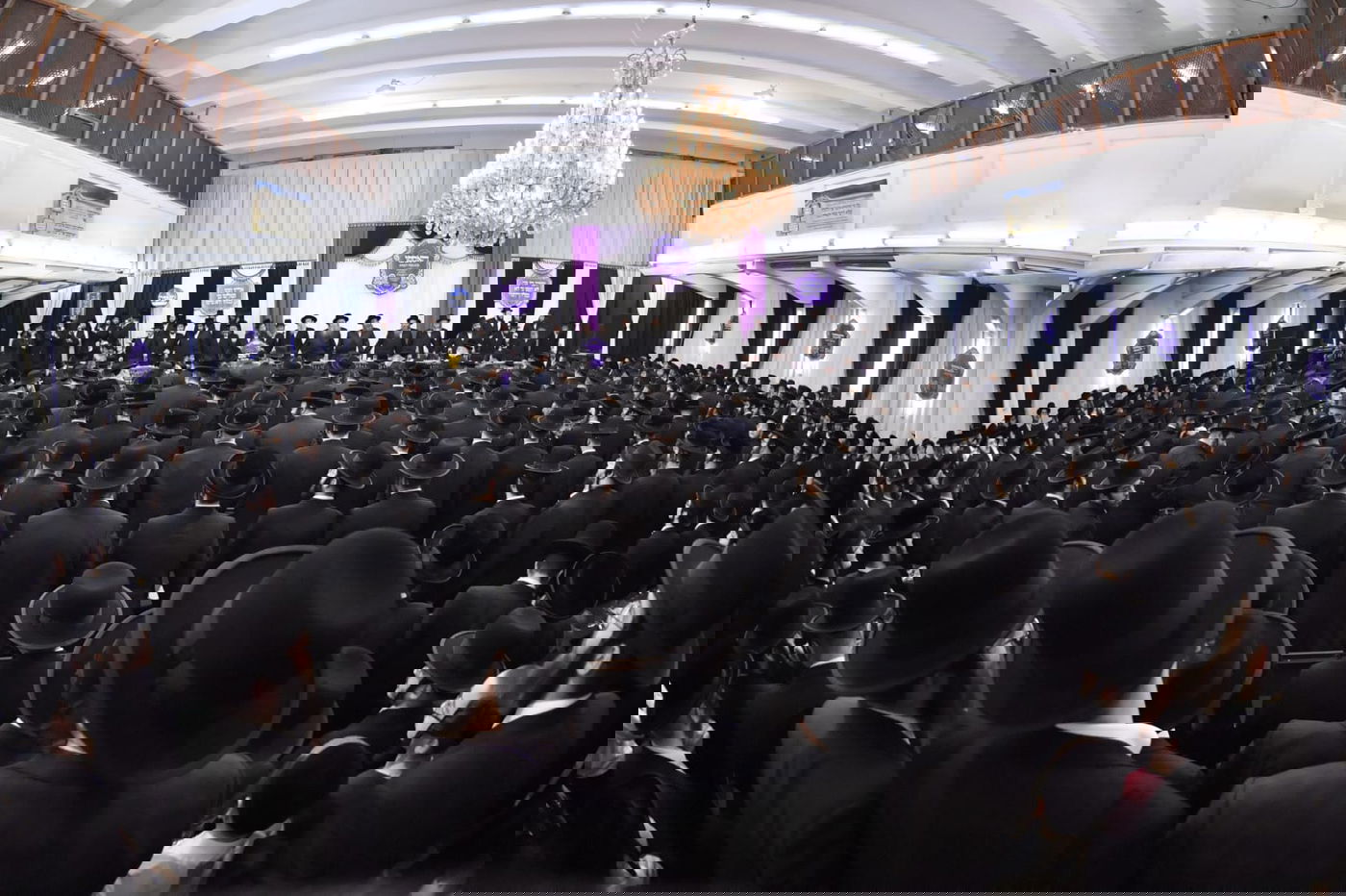 בראשות הגרח"צ מייזליש: בסאטמר בבני ברק ציינו את 'יום ההצלה'