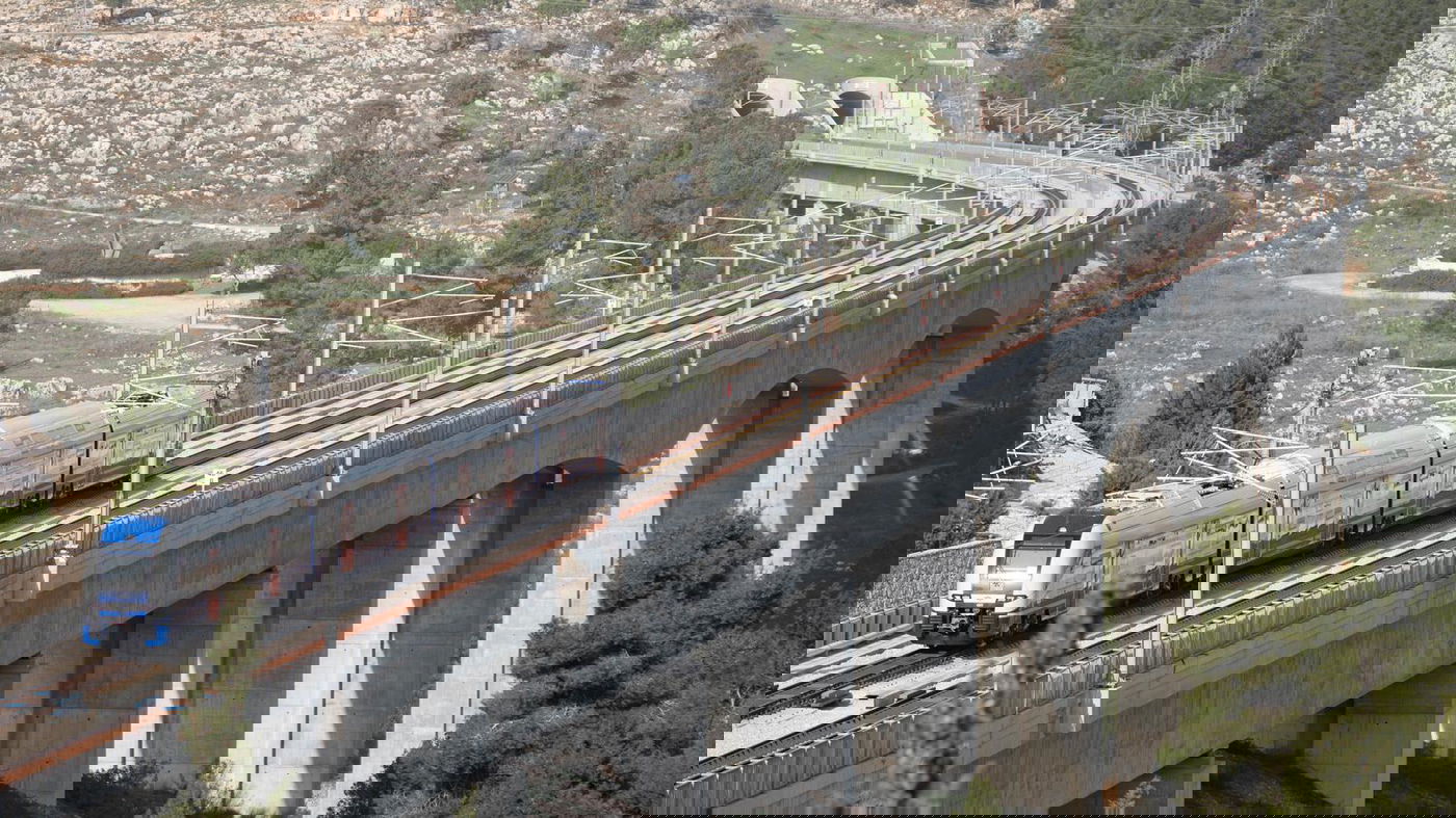 תיעוד: הרכבות החשמליות החדשות בנסיעה ראשונה