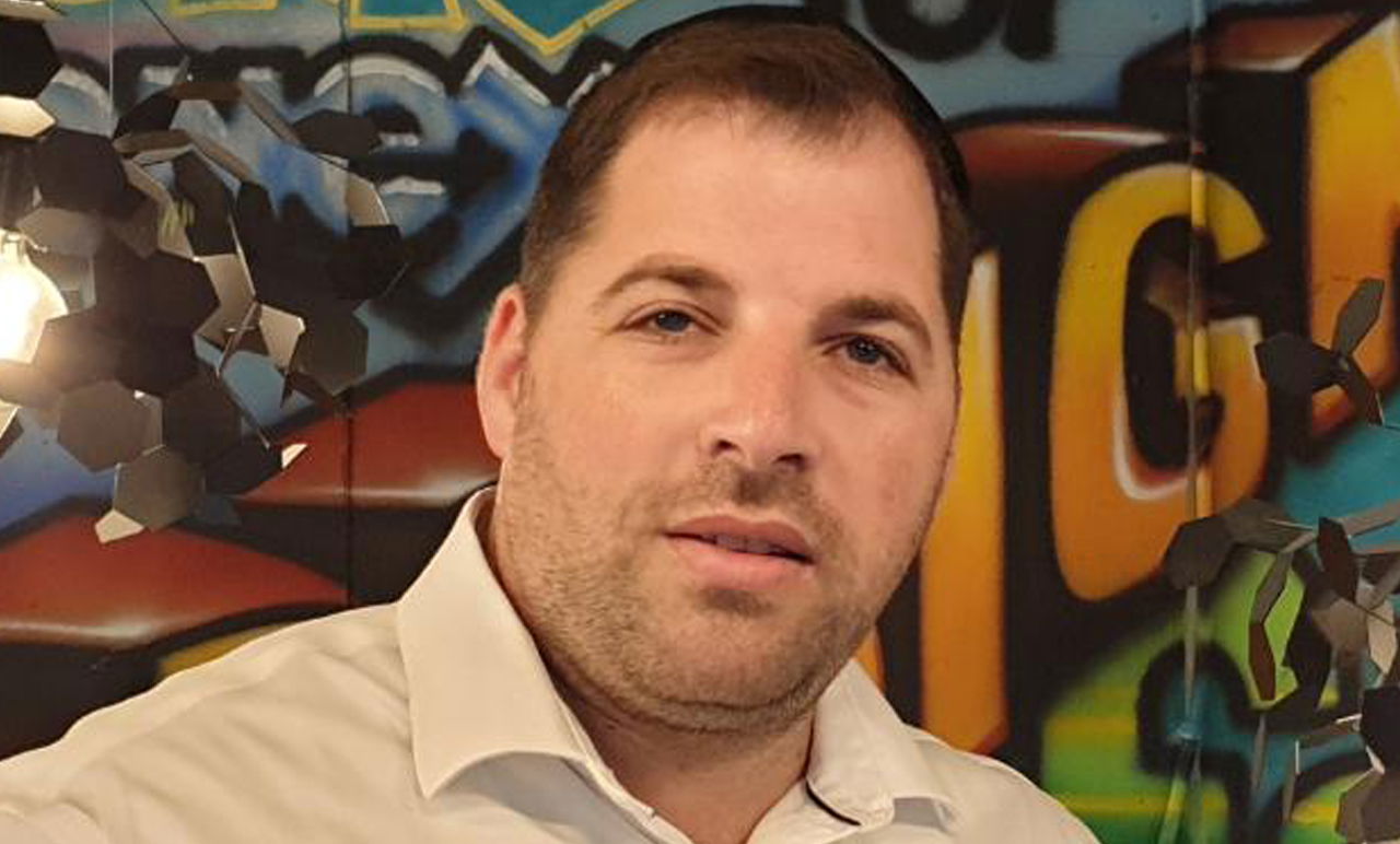 כותב השורות