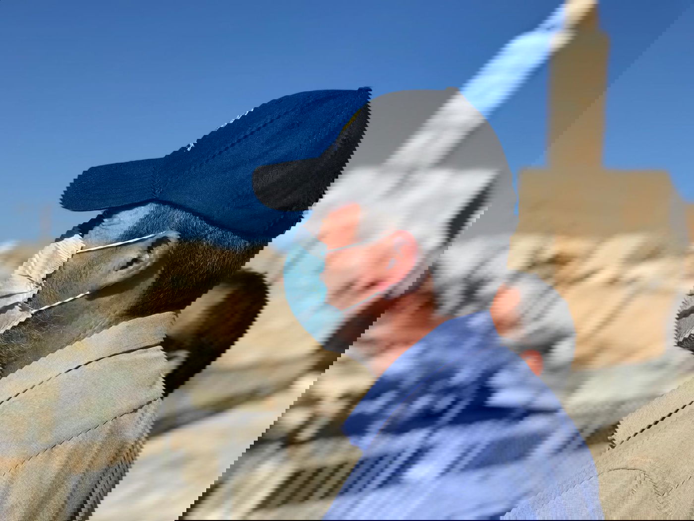 השר רפי פרץ גלש מחומות העיר העתיקה; "בואו גם אתם"