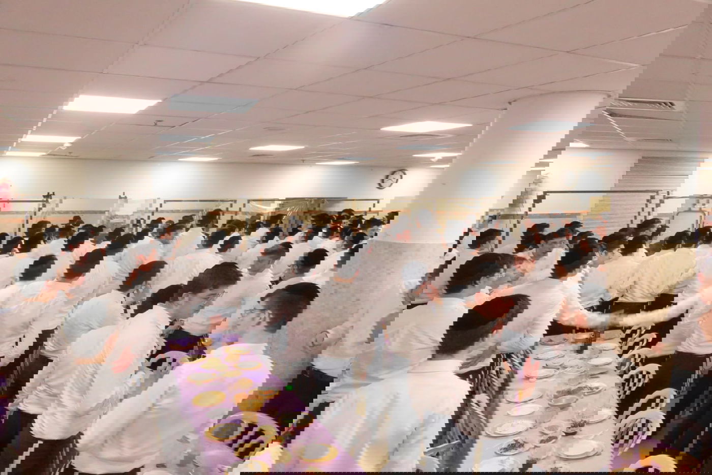 רגע לפני החופשה: מסיבת חנוכה ב'אור ישראל' • צפו