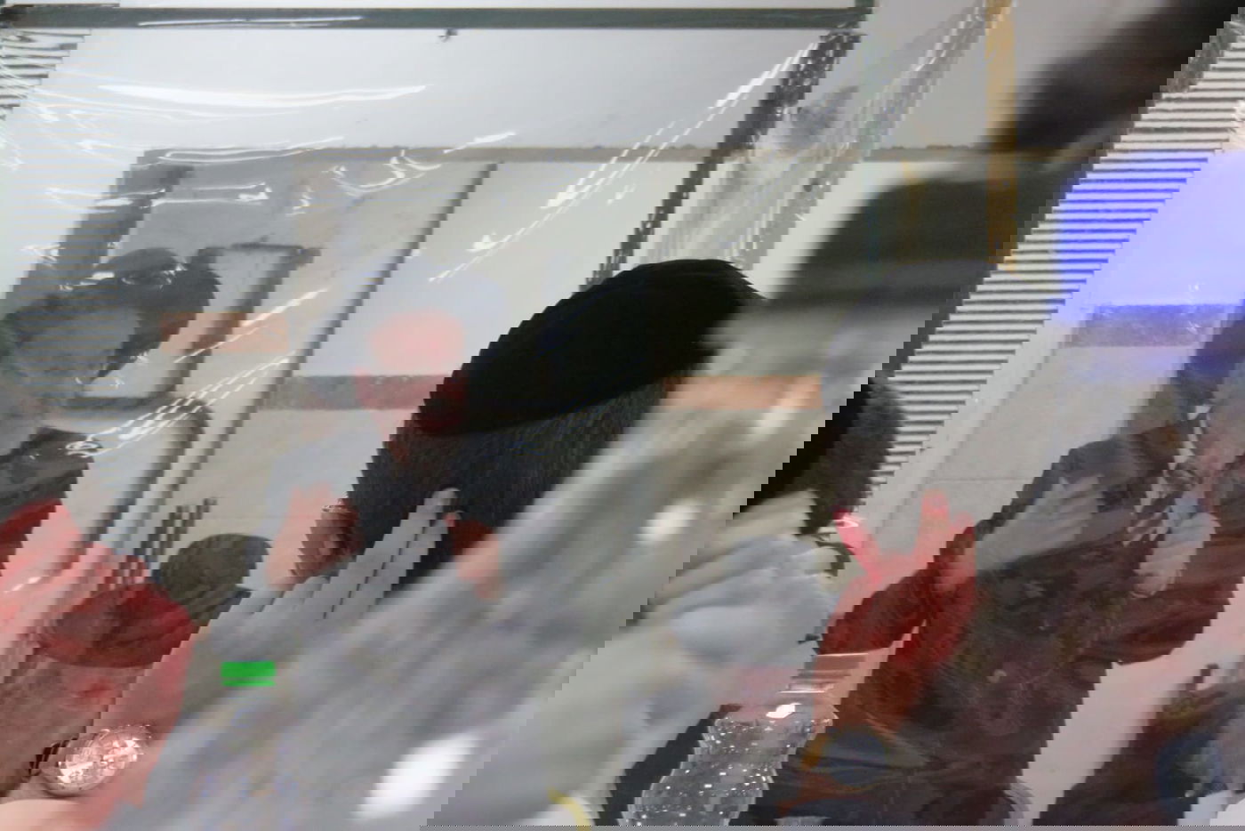 רגע לפני החופשה: מסיבת חנוכה ב'אור ישראל' • צפו