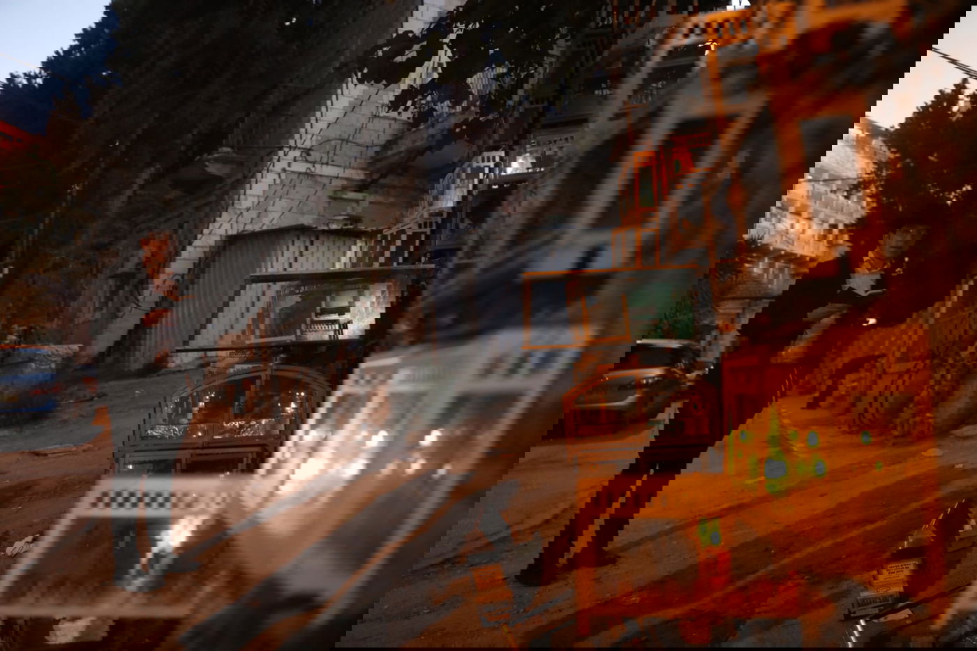 הדלקה 'בריסקאית': תלמידי הישיבה בירכו ושרו בכוונה